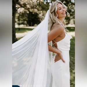 Grace Loves Lace - Grace Bridal Veil. Comes with a garment/ veil bag